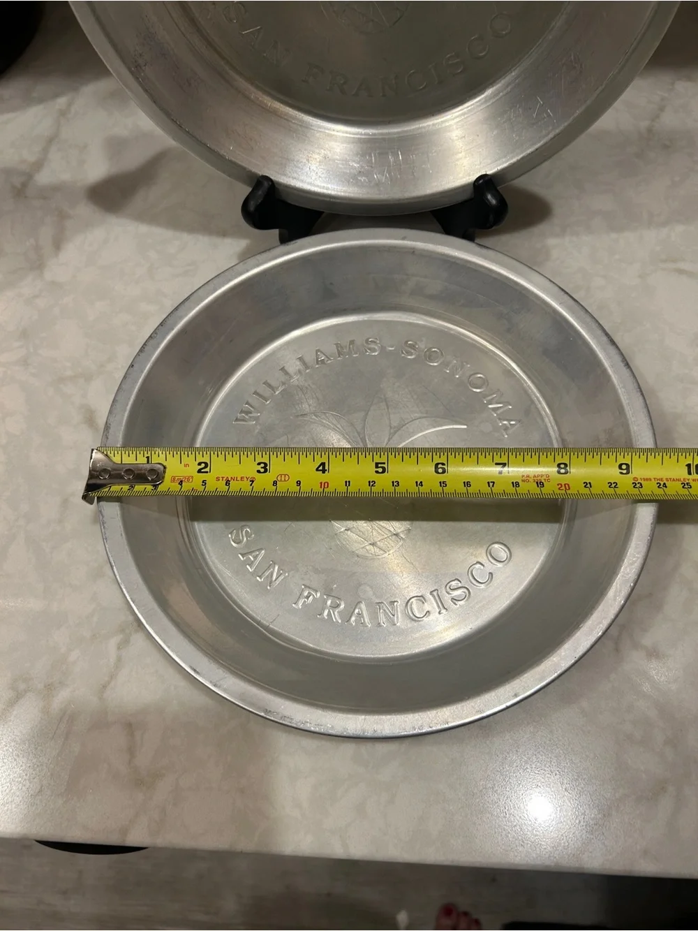 Williams Sonoma-San Francisco Metal Pie Tins- SET OF TWO- EUC